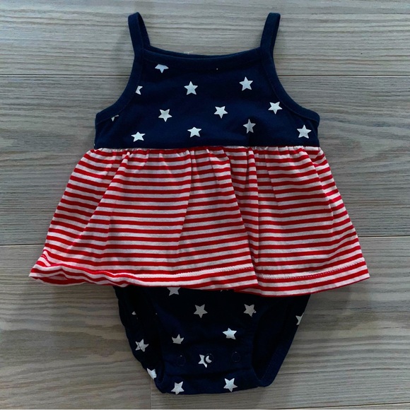 ⭐ Carter’s Baby Girls Onesie Dress 3 Months ⭐ - Picture 1 of 3